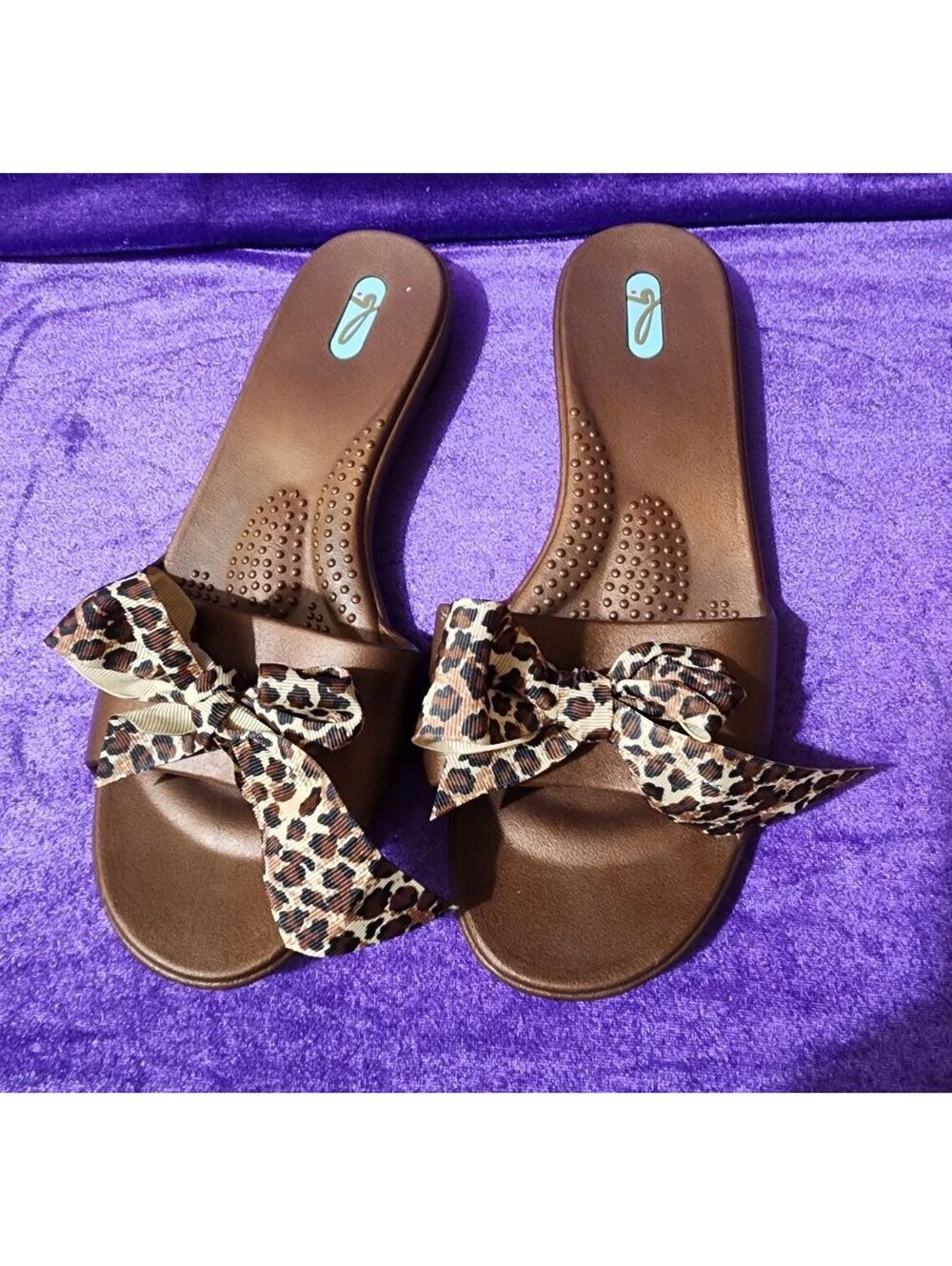 OKA b. Brown Slide Sandals with Leopard Print Bow Sz L